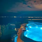 Breeze With A Pool & Magnificent Views