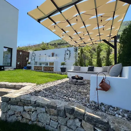 Breeze With A Pool & Magnificent Views