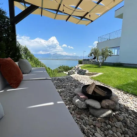 Villa Breeze With A Pool & Magnificent Views *